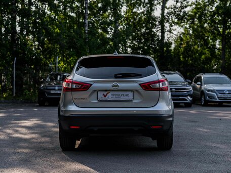 2018 Nissan Qashqai II, серебристый, 1562000 рублей, вид 4
