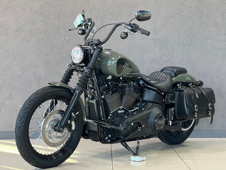 2021 Harley-Davidson Street Bob, зелёный, 1670000 рублей, вид 2