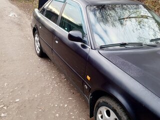 1997 Audi A6 I (C4), синий, 300000 рублей, вид 1