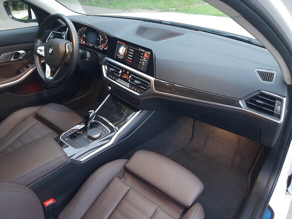 2022 BMW 3 серии 320i VII (G2x), белый, 3900000 рублей - вид 8