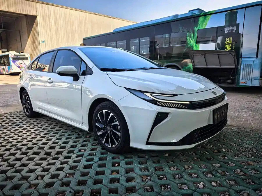 Открыть фотографии: Toyota Corolla XII (E210) Рестайлинг 2