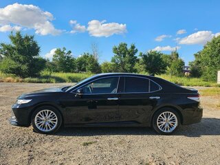 2020 Toyota Camry VIII (XV70), чёрный, 3750000 рублей, вид 5