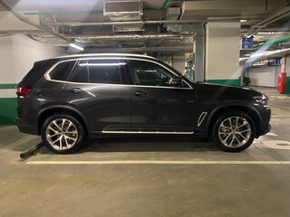 2020 BMW X5 30d IV (G05/G18), серый, 9700000 рублей, вид 3