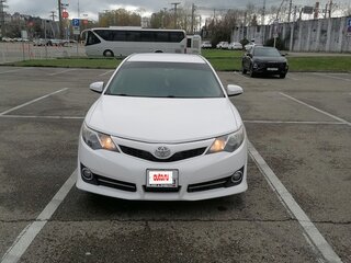 2014 Toyota Camry Japan Market VII (XV50), белый, 1550000 рублей, вид 1