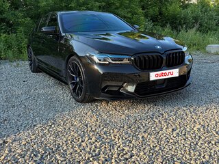 2019 BMW 5 серии 520d xDrive VII (G30/G31/G38), чёрный, 4000000 рублей, вид 3