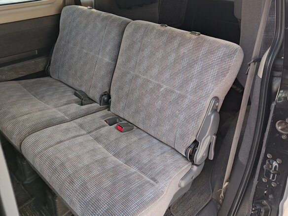 2000 Honda Stepwgn I Рестайлинг, чёрный, 700000 рублей - вид 4