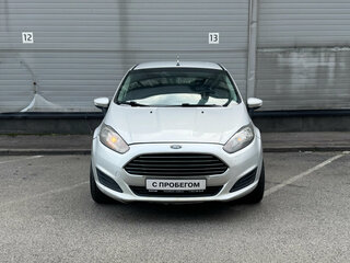 2016 Ford Fiesta Mk6 Рестайлинг, серебристый, 529000 рублей, вид 2