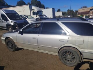1998 Toyota Mark II Qualis VIII (X100), серебристый, 520000 рублей, вид 4