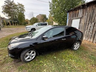 2010 Ford Focus II Рестайлинг, чёрный, 580000 рублей, вид 4