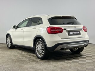 2014 Mercedes-Benz GLA 200 I (X156), белый, 1619900 рублей, вид 2