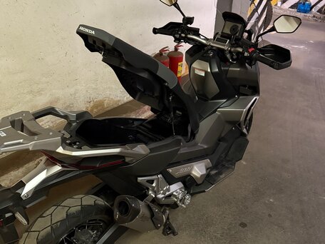 2020 Honda X-ADV, серый, 900000 рублей, вид 5