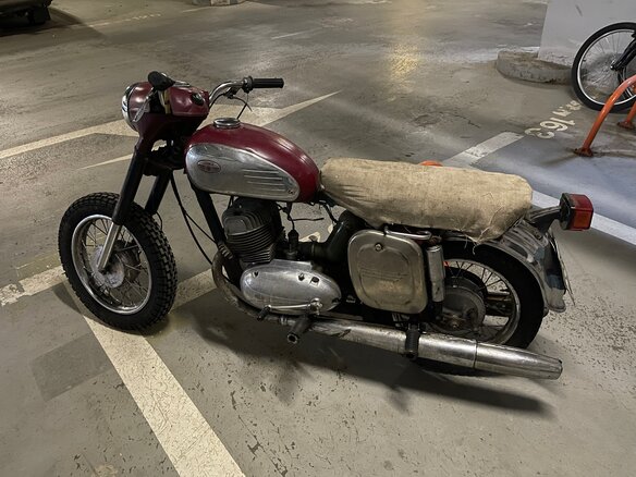 1960 Jawa 350/360, красный, 250000 рублей