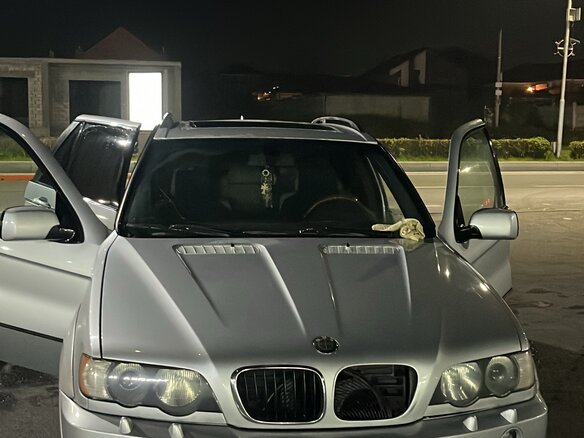 2002 BMW X5 3.0i I (E53), серебристый, 590000 рублей - вид 4