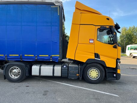2018 Renault T-Series, жёлтый, 6500000 рублей, вид 2