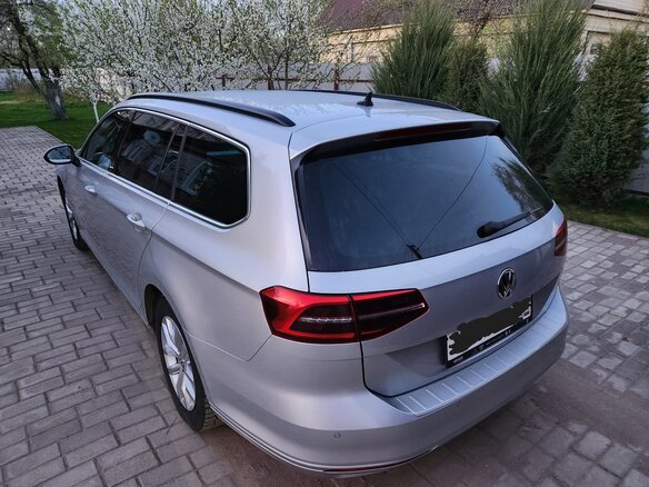 2019 Volkswagen Passat DSG7 B8, серебристый, 1650000 рублей - вид 8