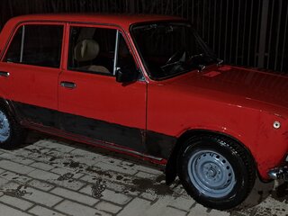 1982 Lada (ВАЗ) 21013, красный, 100000 рублей, вид 3