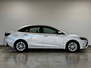 2023 Chevrolet Monza II Рестайлинг, белый, 1850000 рублей, вид 3