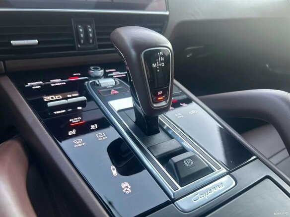 2018 Porsche Cayenne S III, бежевый - вид 16