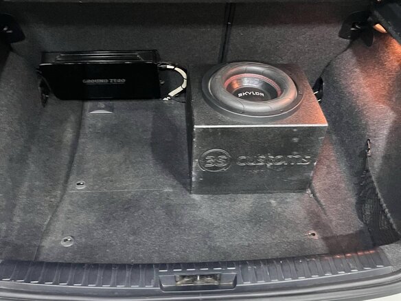 2010 BMW 1 серии 116i I (E81/E82/E87/E88) Рестайлинг, белый, 900000 рублей - вид 33