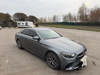 2020 Mercedes-Benz E-Класс 220 d V (W213, S213, C238) Рестайлинг, серый, 5850000 рублей, вид 3