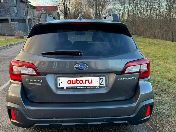 2019 Subaru Outback V Рестайлинг, серый, 1880000 рублей - вид 18