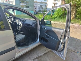 2006 Ford Fiesta Mk5, серебристый, 230000 рублей, вид 5