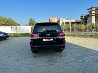 2019 Toyota Land Cruiser 200 Series Рестайлинг 2, чёрный, 9100000 рублей, вид 5