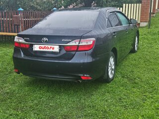 2015 Toyota Camry VII (XV50) Рестайлинг, синий, 1370000 рублей, вид 3