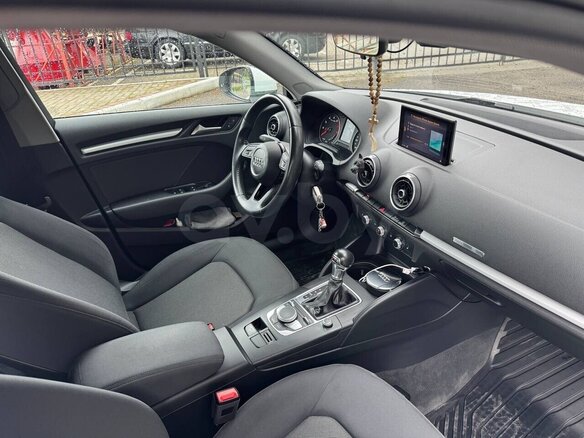 2017 Audi A3 III (8V) Рестайлинг, белый, 1555555 рублей - вид 8