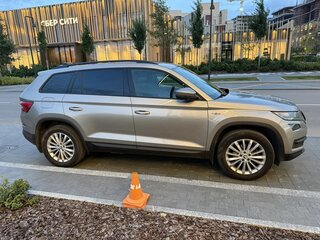 2020 Skoda Kodiaq I, серебристый, 2200000 рублей, вид 2