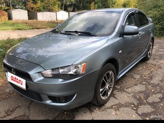 2010 Mitsubishi Lancer X, зелёный, 700000 рублей, вид 3