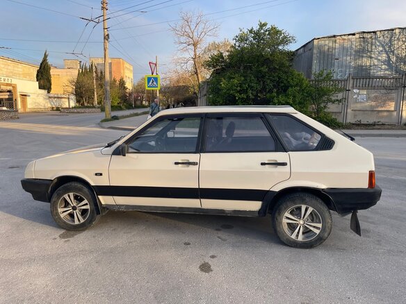 1988 Lada (ВАЗ) 2109, бежевый, 180000 рублей - вид 3