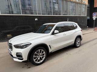 2020 BMW X5 40i IV (G05/G18), белый, 5400000 рублей, вид 1