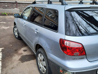 2008 Mitsubishi Outlander I, серебристый, 965000 рублей, вид 3
