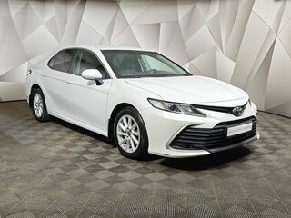 2021 Toyota Camry VIII (XV70) Рестайлинг, белый, 2281600 рублей, вид 3