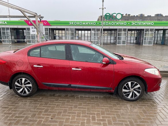 2012 Renault Fluence I, красный, 550000 рублей - вид 1