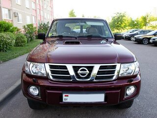 2003 Nissan Patrol V (Y61), пурпурный, 1650000 рублей, вид 4
