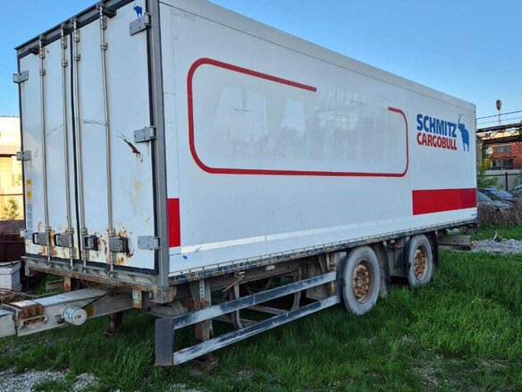 2010 Schmitz Cargobull SKO, белый, 200000 рублей