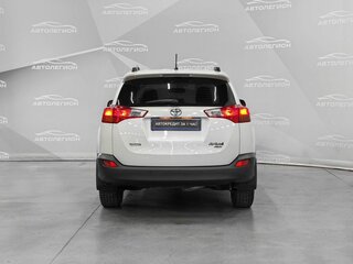 2014 Toyota RAV4 IV (XA40), белый, 2170000 рублей, вид 4