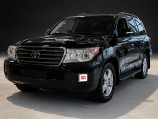 2013 Toyota Land Cruiser 200 Series Рестайлинг 1, чёрный, 3700000 рублей, вид 1