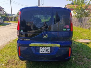 2015 Honda Stepwgn V, синий, 1530000 рублей, вид 4
