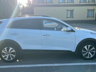 2019 Kia Rio X-Line IV, белый, 1790000 рублей, вид 4