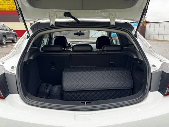 2013 Opel Astra GTC J Рестайлинг, белый, 1200000 рублей - вид 16
