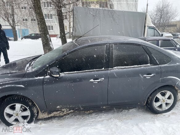 2008 Ford Focus II Рестайлинг, чёрный, 450000 рублей - вид 1