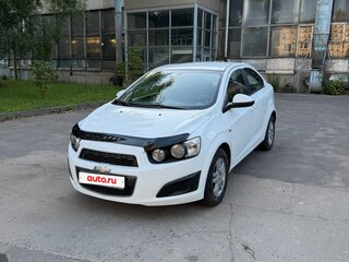 2013 Chevrolet Aveo II, белый, 860000 рублей, вид 1