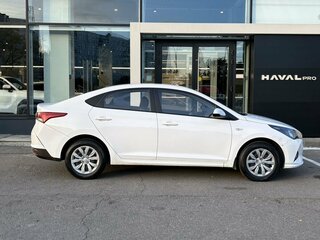 2021 Hyundai Solaris II Рестайлинг, белый, 1479000 рублей, вид 4