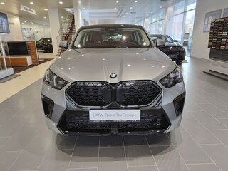 2025 BMW X2 xDrive25i II (U10), серый, 6450000 рублей, вид 2
