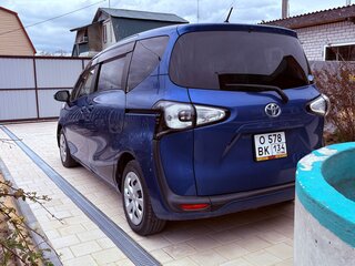 2016 Toyota Sienta II, синий, 1520000 рублей, вид 5