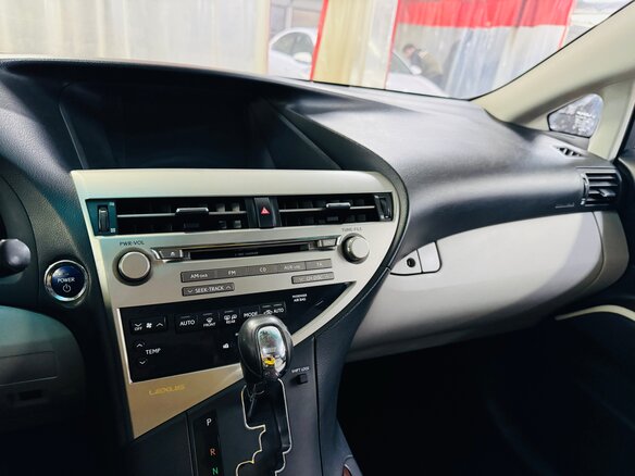 2011 Lexus RX 450h III, белый, 2300000 рублей - вид 11