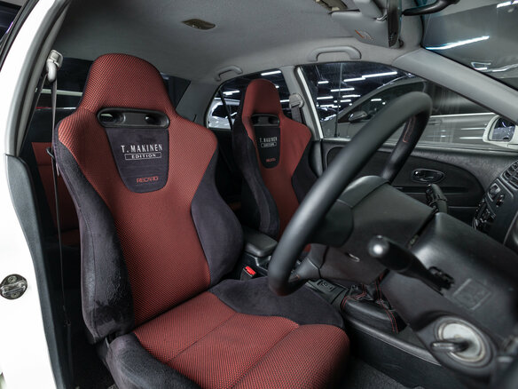 2000 Mitsubishi Lancer Evolution VI, белый, 4990000 рублей - вид 9